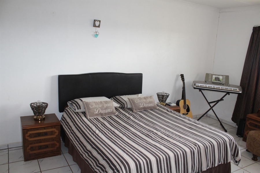 8 Bedroom Property for Sale in Potchefstroom Rural North West